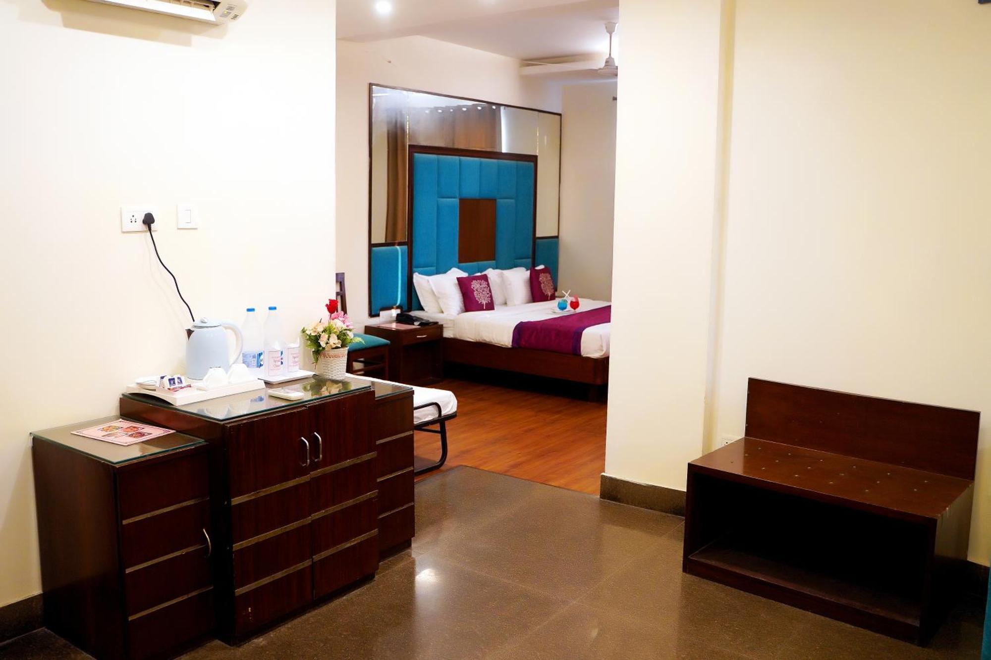 Hotel Classic Residency Kalka Exterior photo